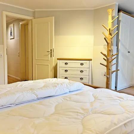Apartment Hamburger Strasse 8a *