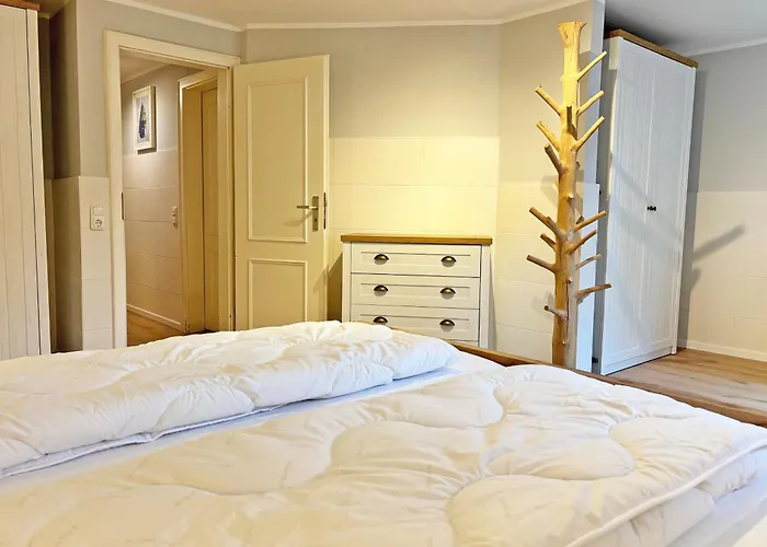 Apartment Hamburger Straße 8a *